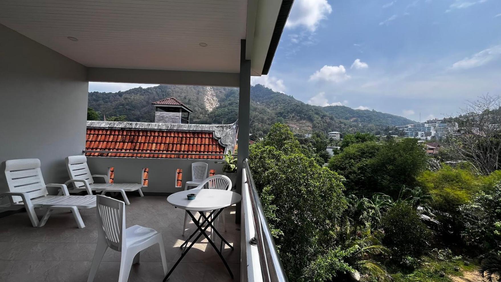 M&N Guesthouse Kata Exterior photo